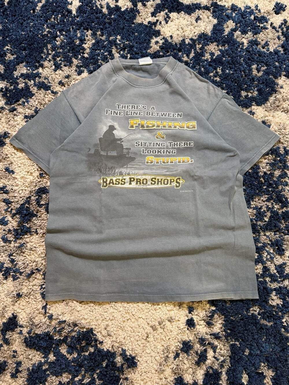 Vintage 2002 Bass Pro Shops Fishing Graphic T-Shirt